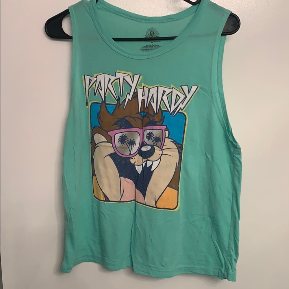 Graphic Tank